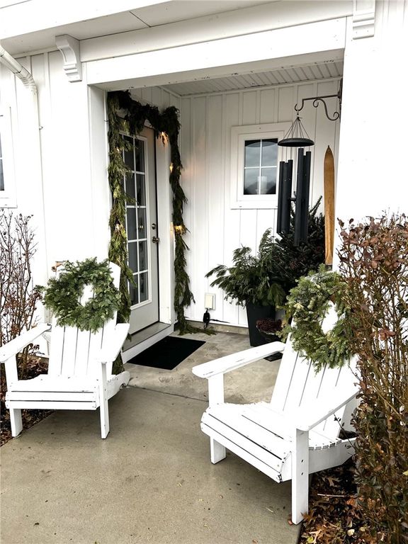 315 Parade St, Cranberry Twp, PA 16066