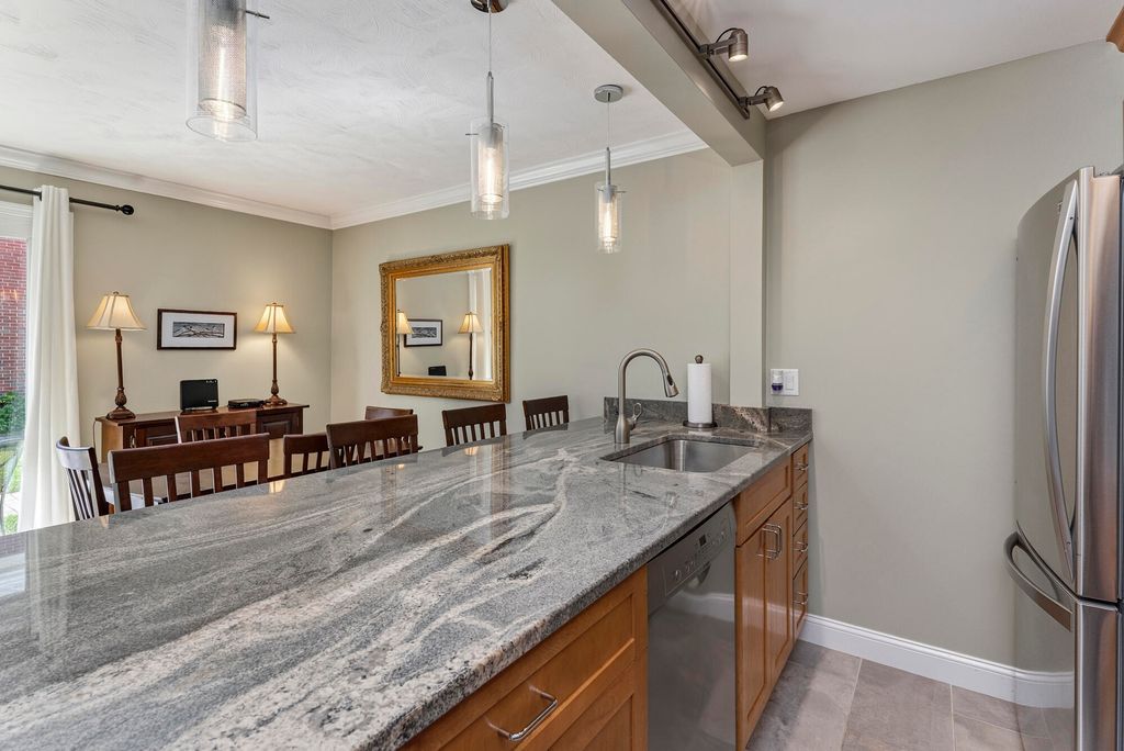 175 Pine Street 1J, Portland, ME 04102 — photo 5