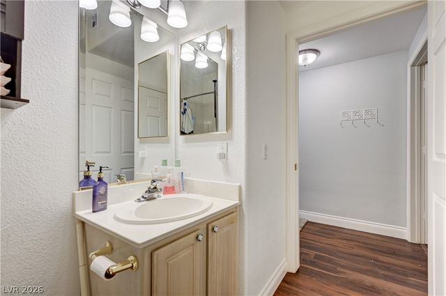 3917 Lazy Pine Street 102, Las Vegas, NV 89108