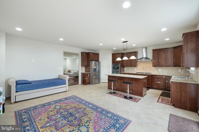 42557 DREAMWEAVER DR, Brambleton, VA 20148