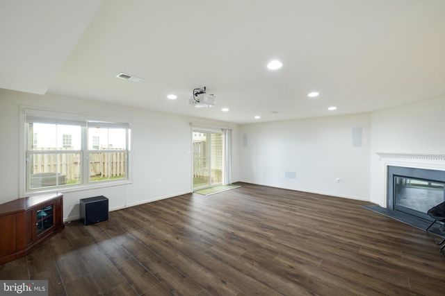 42557 DREAMWEAVER DR, Brambleton, VA 20148