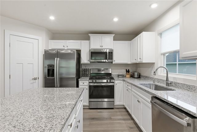 134 Olivia Dr, Center Twp, PA 15061