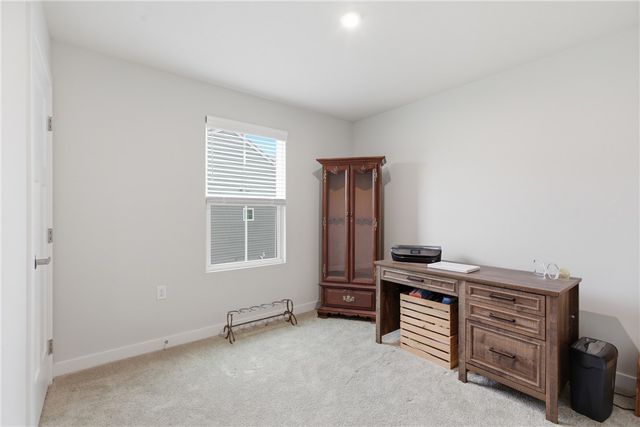 134 Olivia Dr, Center Twp, PA 15061