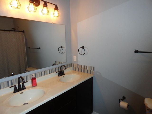 10049 KAELEM CT, Summerset, SD 57718