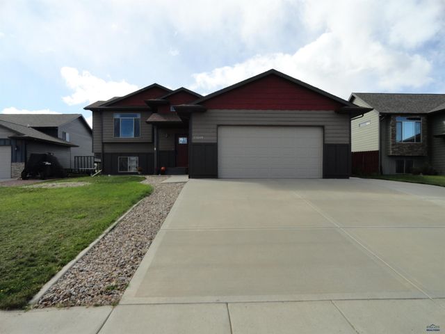 10049 KAELEM CT, Summerset, SD 57718