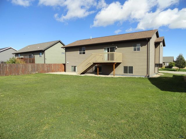10049 KAELEM CT, Summerset, SD 57718