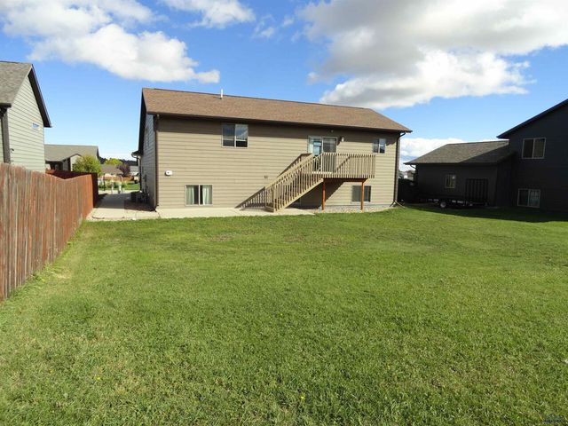 10049 KAELEM CT, Summerset, SD 57718