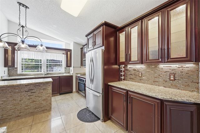 12315 KENTON COURT, Orlando, FL 32837