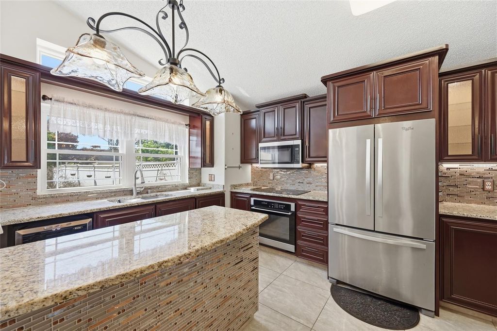 Image 2 of property listing at 12315 KENTON COURT, Orlando, FL 32837