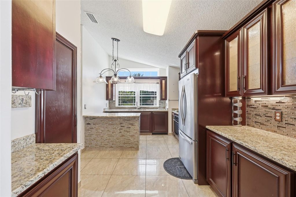 Image 14 of property listing at 12315 KENTON COURT, Orlando, FL 32837