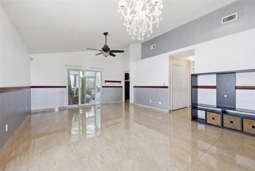 Image 20 of property listing at 12315 KENTON COURT, Orlando, FL 32837