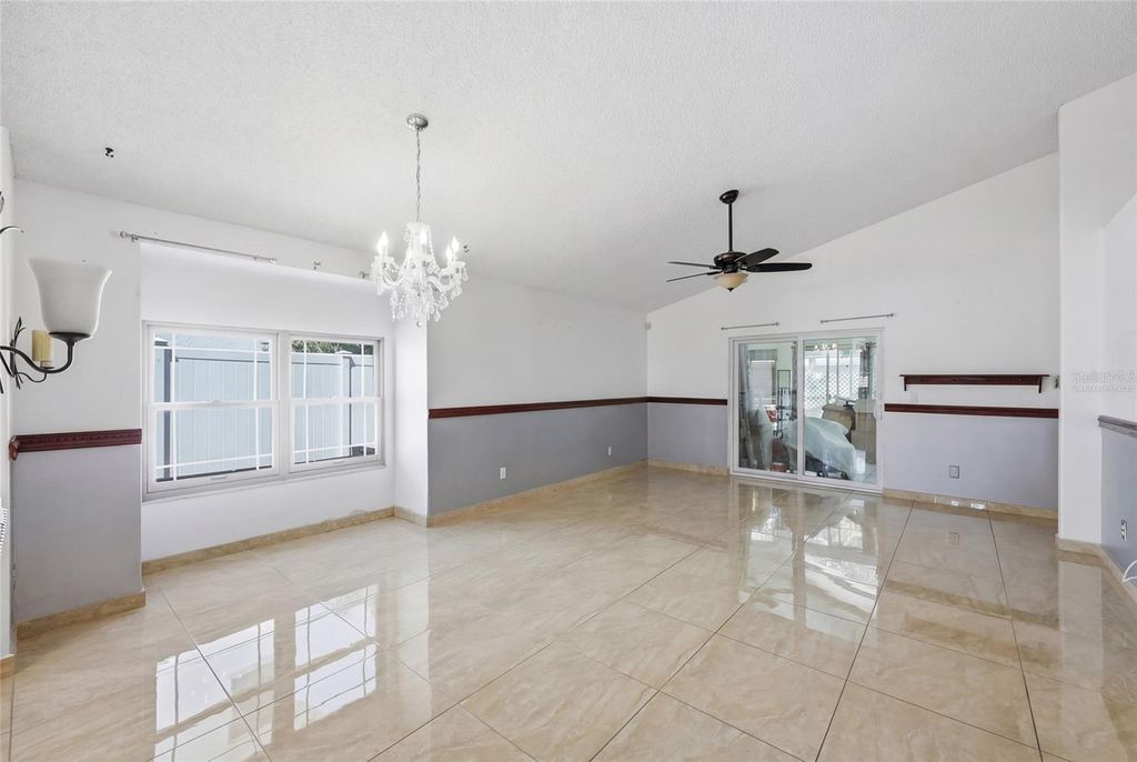 Image 8 of property listing at 12315 KENTON COURT, Orlando, FL 32837