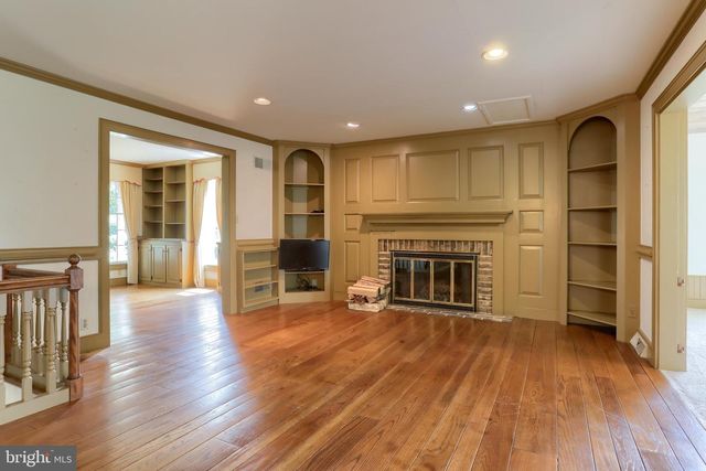 1111 BEAR CREEK RD, Elizabethtown, PA 17022