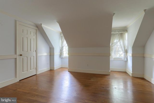 1111 BEAR CREEK RD, Elizabethtown, PA 17022
