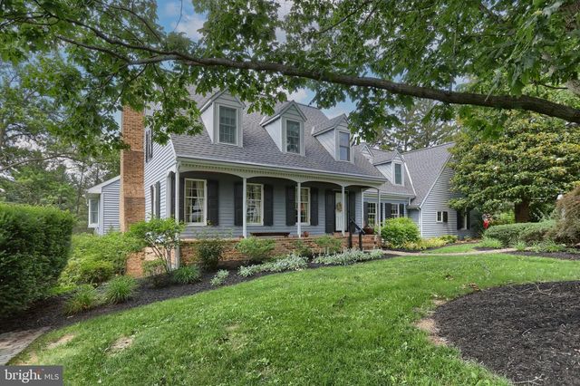 1111 BEAR CREEK RD, Elizabethtown, PA 17022
