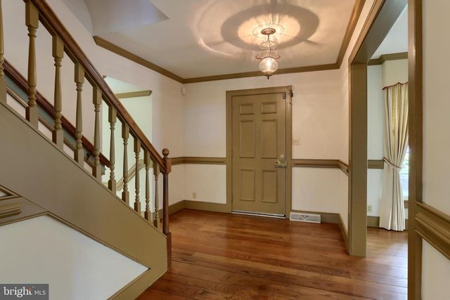 1111 BEAR CREEK RD, Elizabethtown, PA 17022