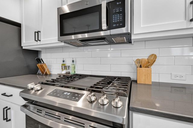 2569 Wildcat Drive, Fitchburg, WI 53711