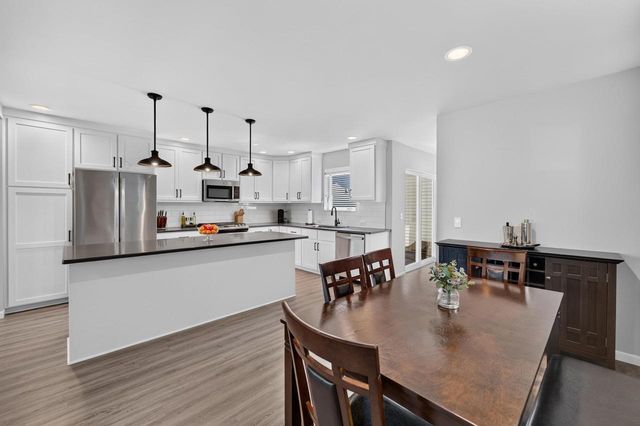 2569 Wildcat Drive, Fitchburg, WI 53711