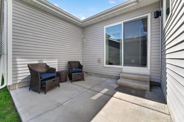2569 Wildcat Drive, Fitchburg, WI 53711