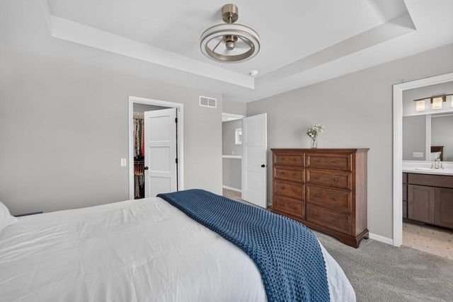 2569 Wildcat Drive, Fitchburg, WI 53711