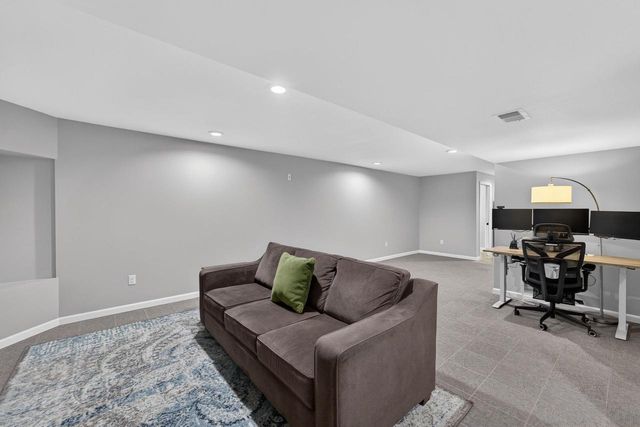 2569 Wildcat Drive, Fitchburg, WI 53711