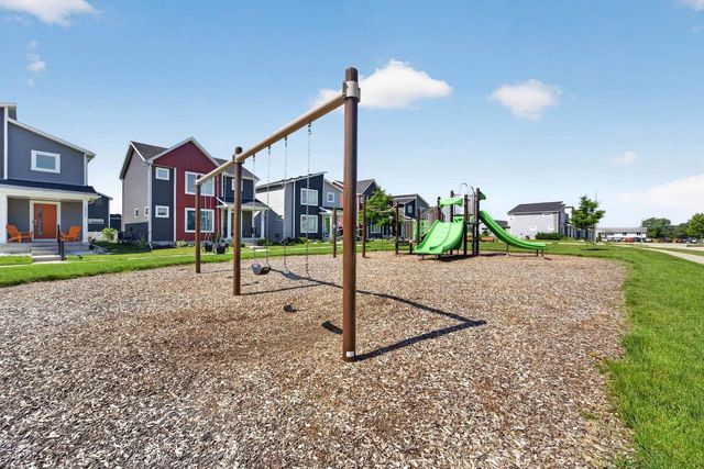2569 Wildcat Drive, Fitchburg, WI 53711