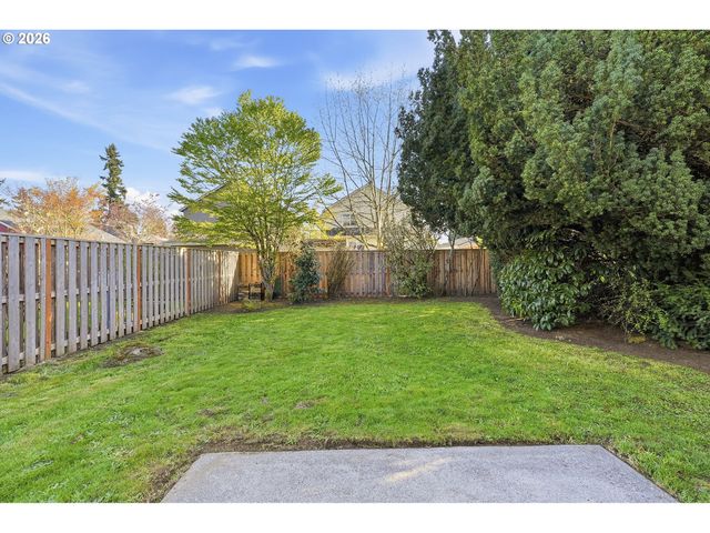 5718 Se STEELE St, Portland, OR 97206