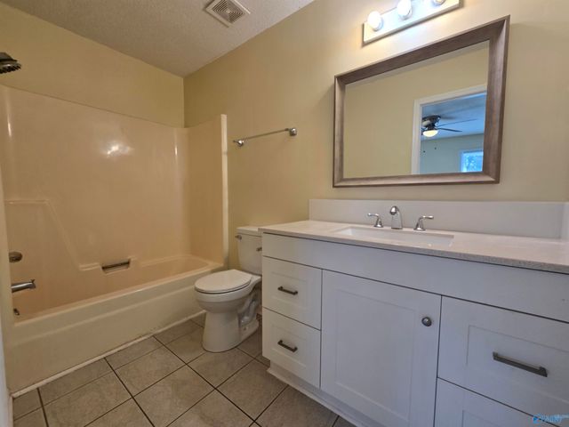 11539 Jade Lane SE, Huntsville, AL 35803