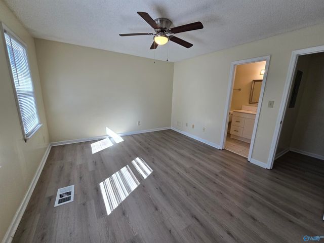 11539 Jade Lane SE, Huntsville, AL 35803