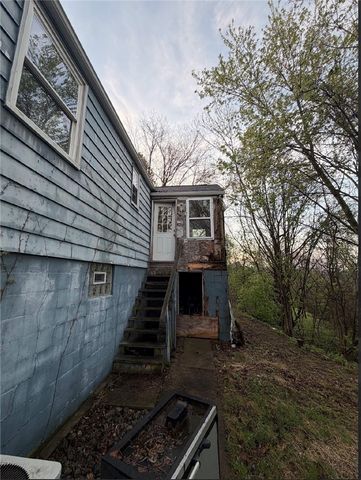 2200 Orchard Hill Rd, Jefferson Hills, PA 15332