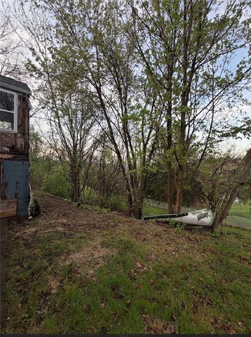 2200 Orchard Hill Rd, Jefferson Hills, PA 15332