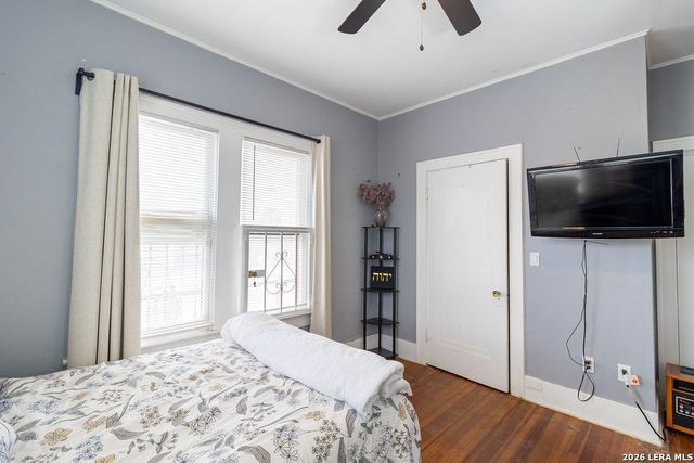 703 E Highland, San Antonio, TX 78210