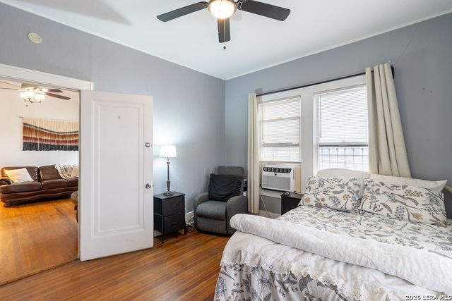 703 E Highland, San Antonio, TX 78210