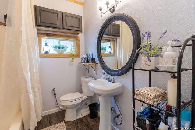 703 E Highland, San Antonio, TX 78210