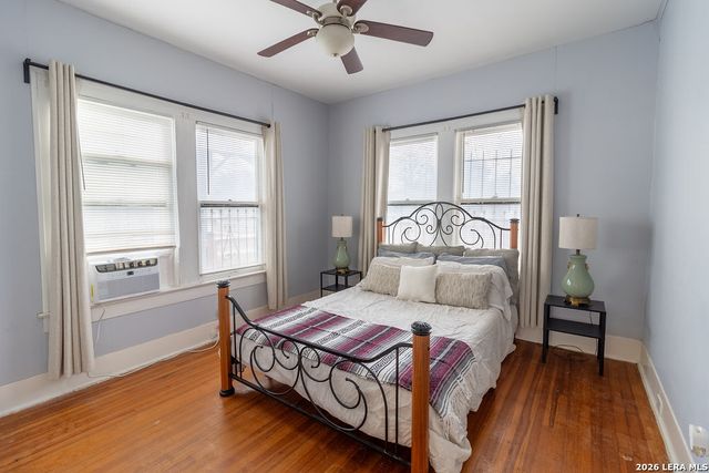 703 E Highland, San Antonio, TX 78210