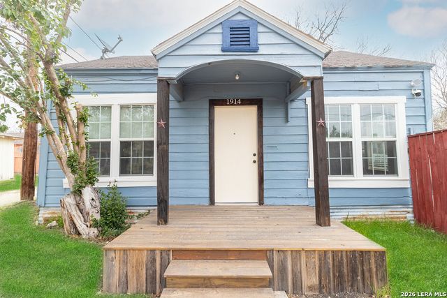 703 E Highland, San Antonio, TX 78210