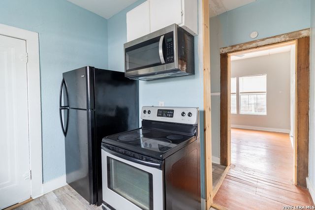 703 E Highland, San Antonio, TX 78210