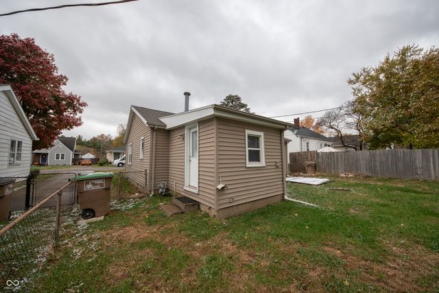 1609 Meridian Street, Columbus, IN 47201