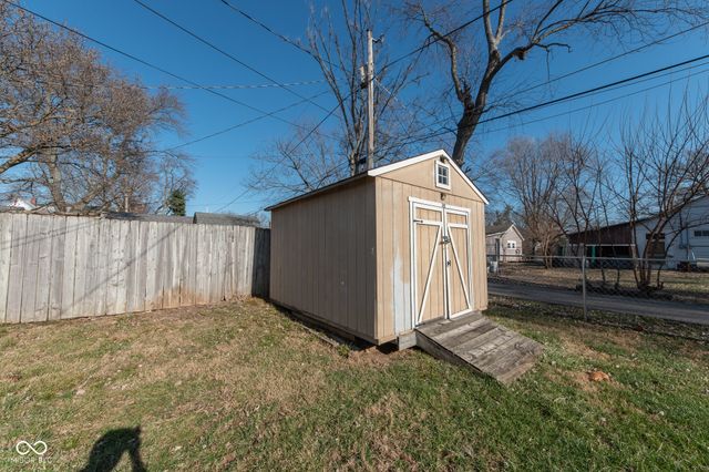 1609 Meridian Street, Columbus, IN 47201