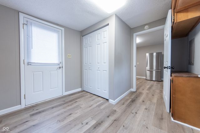 1609 Meridian Street, Columbus, IN 47201