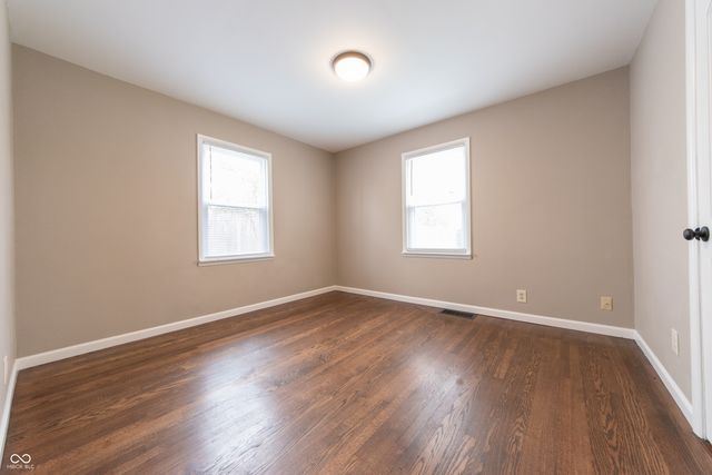 1609 Meridian Street, Columbus, IN 47201