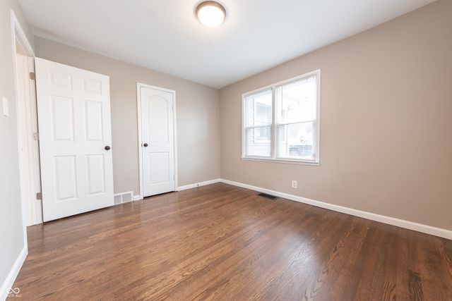 1609 Meridian Street, Columbus, IN 47201