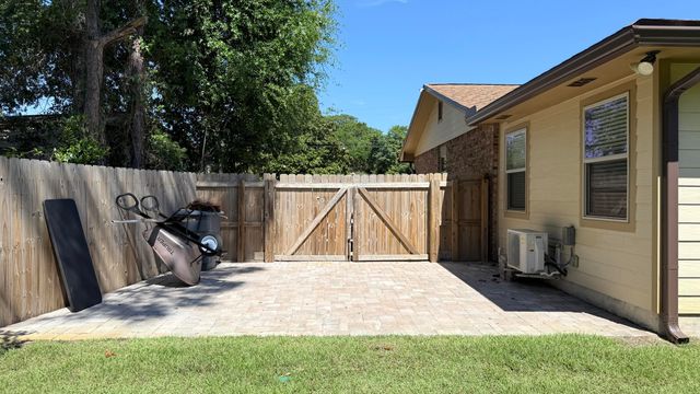 21 Mary Esther Drive, Mary Esther, FL 32569