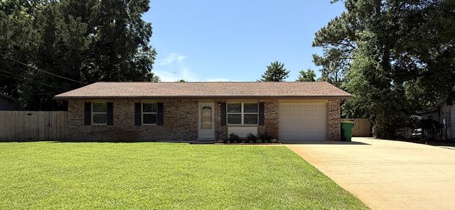 21 Mary Esther Drive, Mary Esther, FL 32569