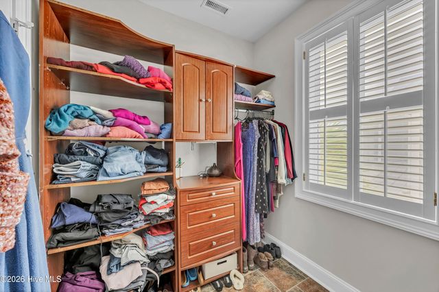 205 Silver Sloop Way, Carolina Beach, NC 28428