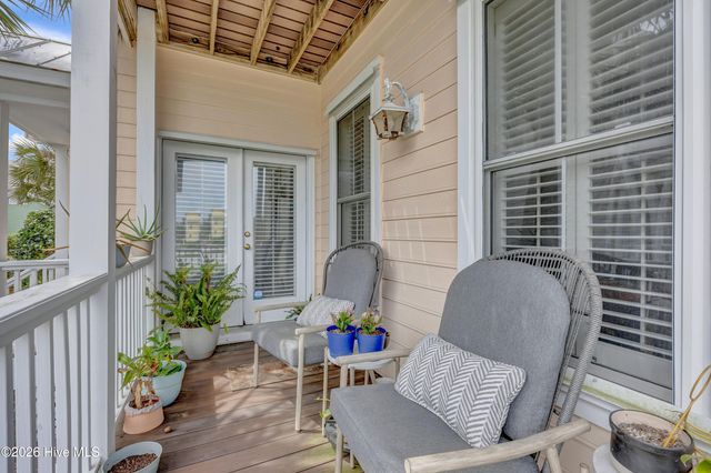 205 Silver Sloop Way, Carolina Beach, NC 28428