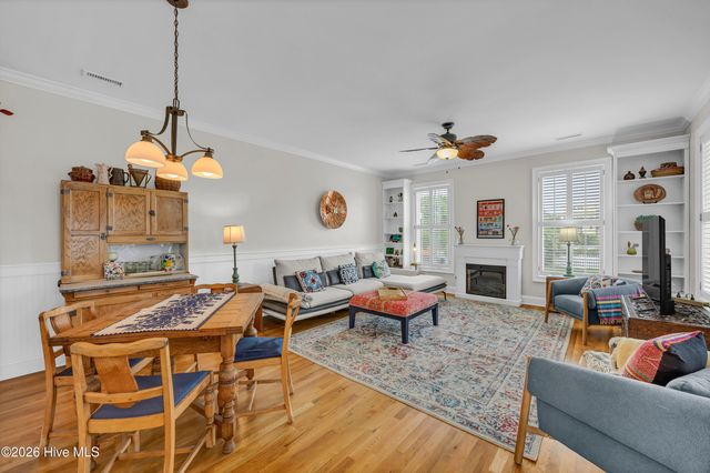 205 Silver Sloop Way, Carolina Beach, NC 28428