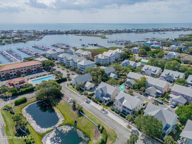 205 Silver Sloop Way, Carolina Beach, NC 28428