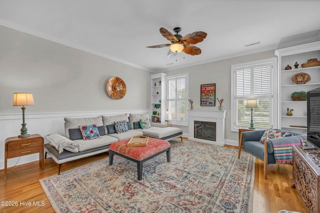 205 Silver Sloop Way, Carolina Beach, NC 28428