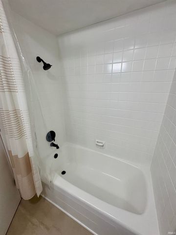 1020 Windwood Lane, West Lafayette, IN 47906